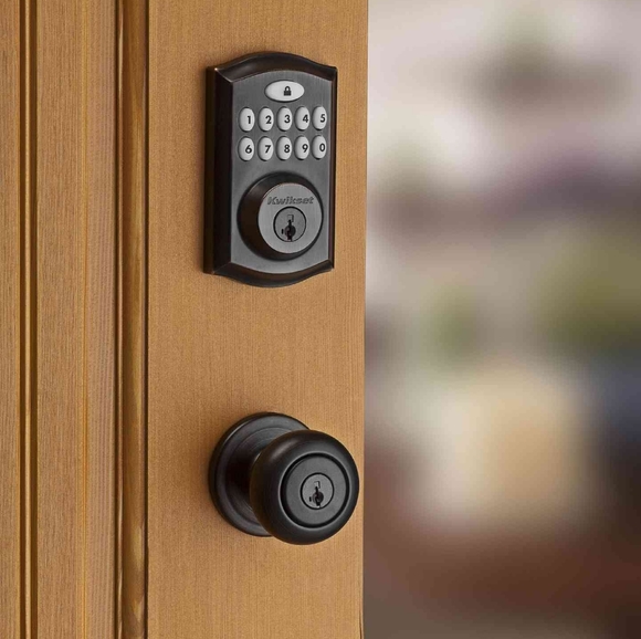 Kwikset 914 Traditional Keypad SmartCode Electronic Deadbolt Smart Lock featurin - Picture 2 of 9